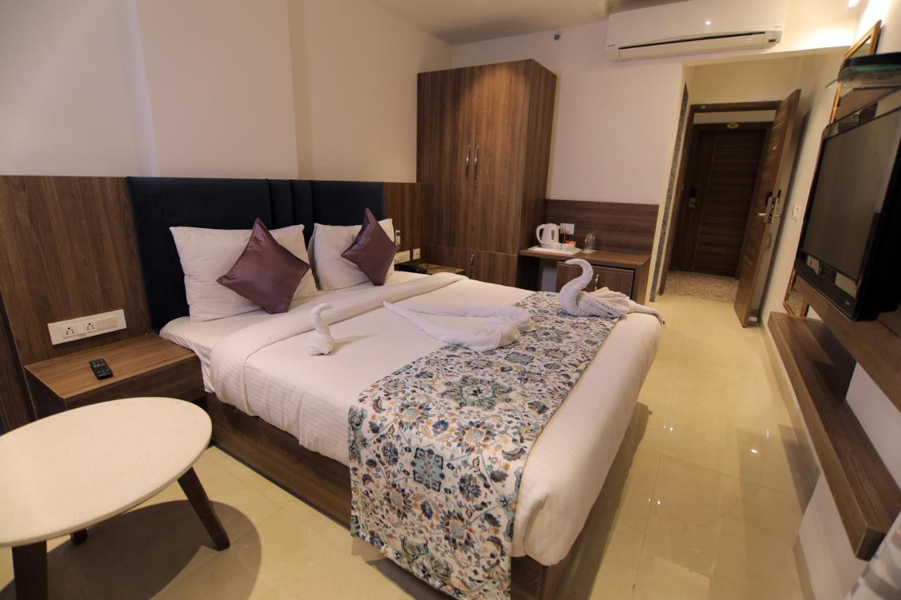 Hotel Mumbai House Express Udaipur Exterior foto
